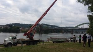 Dragon Boat Wheeling - Crane